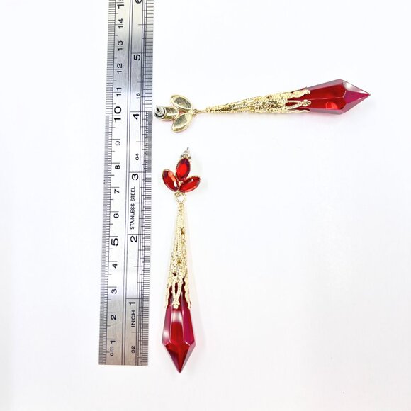 NWT – Charming Charlie – Red Jeweled Drop Glass Dangle Gold Tone 3.5” Earrings - Picture 6 of 8
